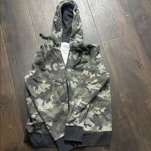 Camouflage Zip-Up Hoodie